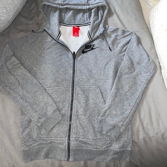 Nike Rally Sweater - Picture 2 of 4